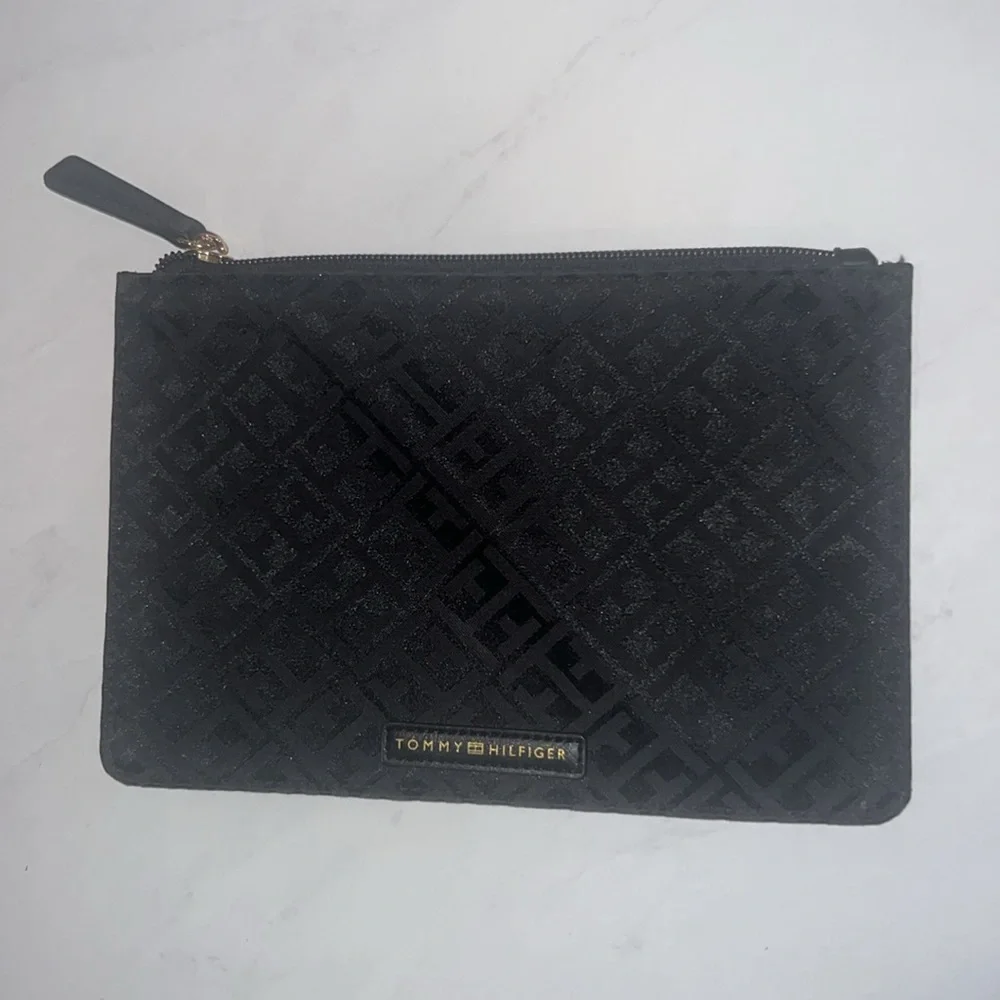 Tommy Hilfiger black clutch pocket bag purse slim gold metal zipper bag 9” x 6” - Picture 4 of 11
